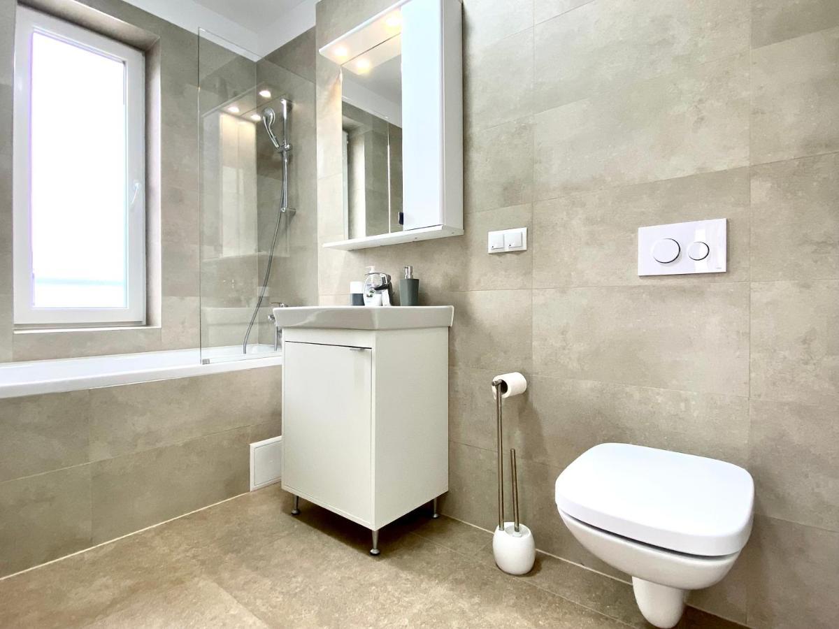 Astoria Apartment - Pet Friendly บราชอฟ ภายนอก รูปภาพ